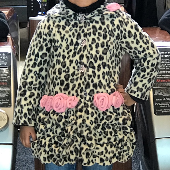 Mack & Co. Leopard Print Fleece Jacket - Picture 5 of 5